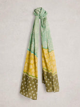 Callie Printed Scarf in GREEN PRINT